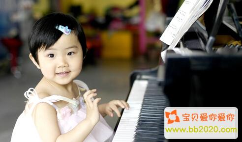 如何培养孩子学习钢琴的兴趣_培养孩子学钢琴第2张
