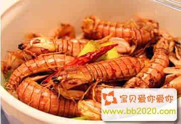 香辣皮皮虾_皮皮虾的各种吃法食谱 皮皮虾最美味的十种家常做法第4张