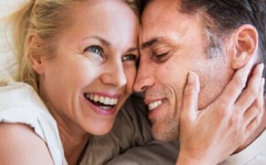 月经期间可以同房吗？女人月经期同房也可能怀孕