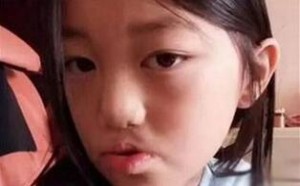 王菲坚持生下兔唇李嫣并让孩子充满自信 皆因王菲心酸的童年秘密