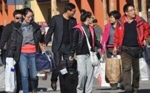 美女首次大规模突袭月子中心 赴美产子“擦边球”难打了?