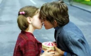 孩子早恋怎么办?如何正确引导孩子走出早恋? 孩子早恋怎么办?如何正确引导孩子走出早恋?