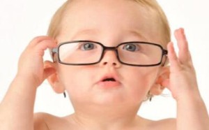 孩子近视的早期表现及如何预防近视