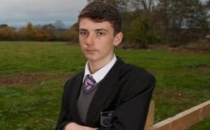 英国14岁男孩通过购买土地进行转卖 男孩净赚1700万 英国14岁男孩通过购买土地进行转卖 男孩净赚1700万