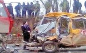 校车引起的悲剧是一连串偶然中的必然