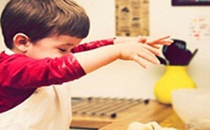 家长应该如何培养孩子生活自理能力？入园前是关键期