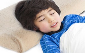 如何给宝宝选购合适的枕头