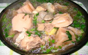 孕妇补脑营养食谱：猪脊髓脑汤