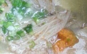 儿童健脑营养食谱:金针菇豆腐鲫鱼汤 儿童健脑营养食谱:金针菇豆腐鲫鱼汤