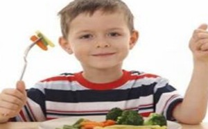 学龄前儿童饮食应该怎么安排？