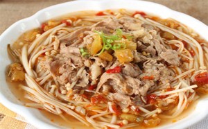 川菜酸汤肥牛的做法