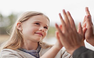 怎样让我们的孩子充满自信心