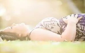 冬阳是孕妇的安全伞 怀孕期应多晒太阳对胎儿有好处