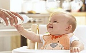 五个月的宝宝该怎么喂养