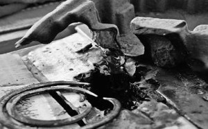 小心蚊香一根蚊香酿成的悲剧