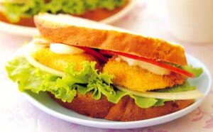 准妈妈补充叶酸及多种维生素_美味健康营养食谱核桃鱼排汉堡