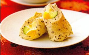 预防准妈妈抽筋和水肿健康营养食谱 芝麻香蕉黄瓜卷