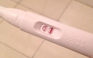 怀孕多久能测出来 怀孕了应该注意什么