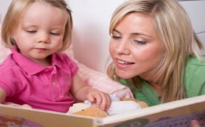 适合给宝宝讲故事的5个黄金时间 适合给宝宝讲故事的5个黄金时间