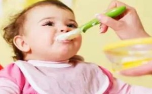 喂饭强迫症易导致宝宝肥胖 喂饭强迫症易导致宝宝肥胖