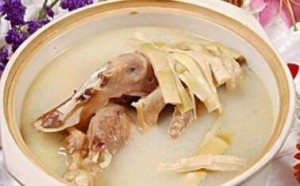 治疗感冒咳嗽的食疗法:对咳嗽有缓解和治疗作用 治疗感冒咳嗽的食疗法:对咳嗽有缓解和治疗作用