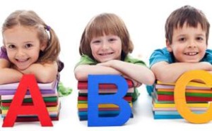 幼儿学英语最佳时间 是否越早学英语越好？