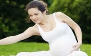 孕晚期能助产的运动，孕妈学起来安全顺产