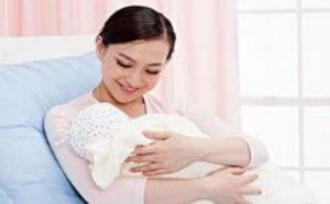 坐月子可以洗头吗？坐月子期间如何正确洗头