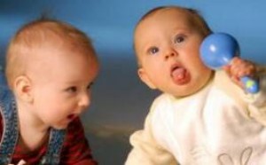 家长要以身作则！孩子的坏毛病多数来源于父母