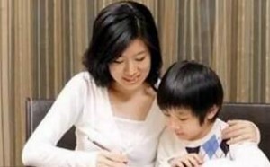 陪伴也有讲究 就算是陪伴也要给孩子留空间