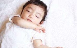 哪些疾病会引起孩子发烧 发烧对身体的四大好处 哪些疾病会引起孩子发烧 发烧对身体的四大好处