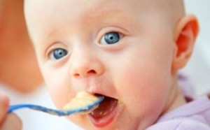 小儿缺钙如何正确补_小儿补钙的最佳途径是食补+晒太阳 小儿缺钙如何正确补_小儿补钙的最佳途径是食补+晒太阳