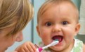 宝宝从什么时候开始刷牙好_第一次开始刷牙的时间
