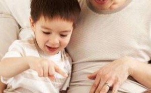 培养孩子有问题便开口问 聪明的父母是这样教孩子的