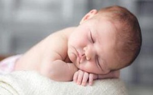 别以为孩子太安静太乖就好 有可能是智力低下