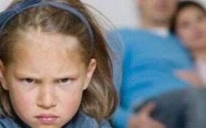 青春期的少女爱发脾气 或许与缺铁有关