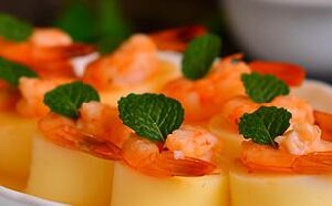 豆腐蒸虾仁怎么做？豆腐蒸虾仁的家常做法大全图解