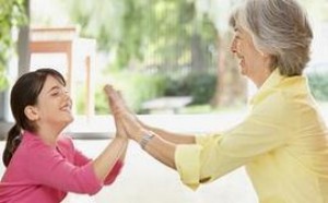 父母不要用懂事去过分要求孩子 孩子过分懂事并不是好事! 父母不要用懂事去过分要求孩子 孩子过分懂事并不是好事!