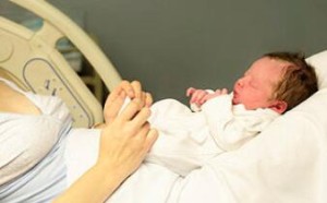 刚生完孩子的产妇可以吃什么水果？