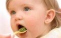 宝宝吃饭不专心怎么办？如何让小孩养成专心吃饭的好习惯