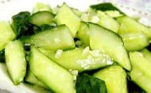怎样凉拌黄瓜简单又好吃 凉拌黄瓜的家常做法