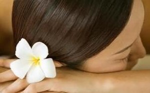 排卵期出血是怎么回事，正常吗？