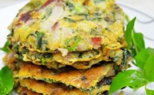 宝宝鸡蛋饼怎么做好吃？鸡蛋饼的家常简单做法