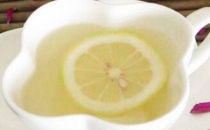 蜂蜜柠檬水怎么做才好喝_蜂蜜柠檬水的做法大全 蜂蜜柠檬水怎么做才好喝_蜂蜜柠檬水的做法大全