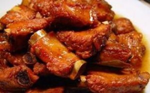 家常红烧排骨怎么做好吃？红烧排骨的做法步骤详解