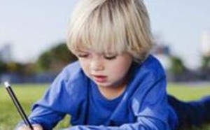 孩子注意力不集中训练方法，试试这些小游戏