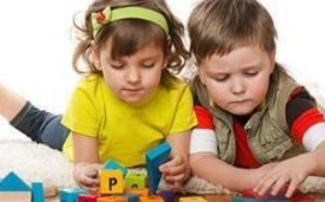 各年龄段的孩子需具备的玩具有哪些