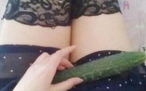 美女爱上黄瓜内涵邪恶动态图