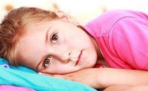 孩子晚上难以入睡 原因可能与吃这些食物有关