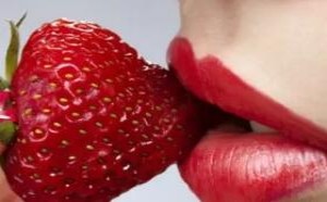 草莓怎么洗又快又干净 